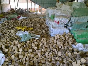 Củi trấu thủy lực